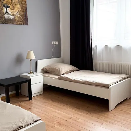 Meyben Küche, Tv, Waschmachine *